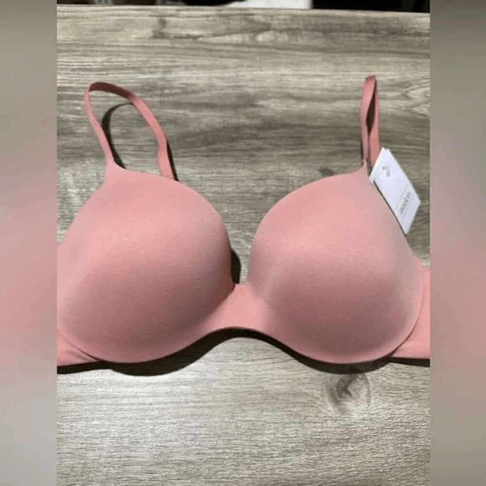 Auden NWT size 46D lightly lined, Demi coverage underwire bra in rose pink